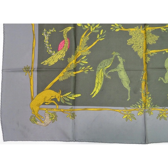 Hermès Green and Yellow Silk Scarf - Picture 5 of 11